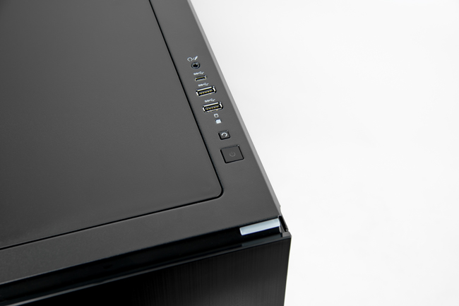 Corsair Carbide 678C 06