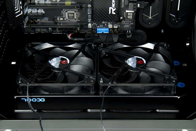 Corsair Crystal 680X 44