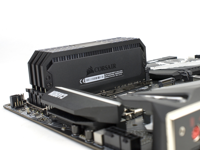 Corsair Dominator Platinum RGB 32gb DDR4 3200 26k