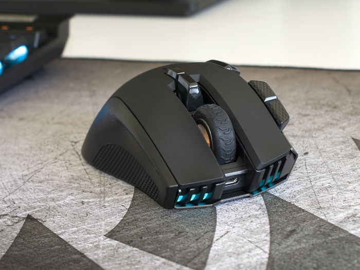 Corsair Ironclaw RGB Wireless 19k