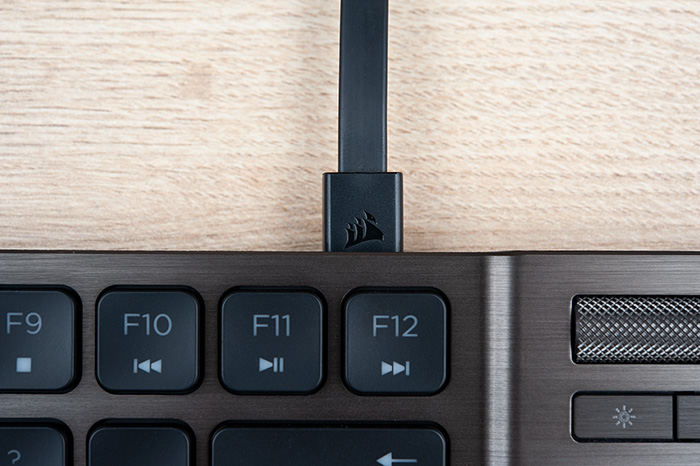 Corsair K83 Wireless 08k