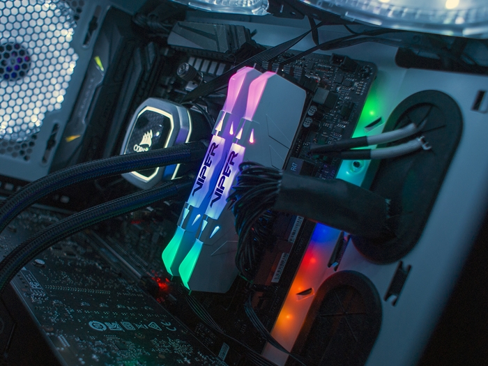 Patriot Viper RGB White DDR4 3200 16GB 13k