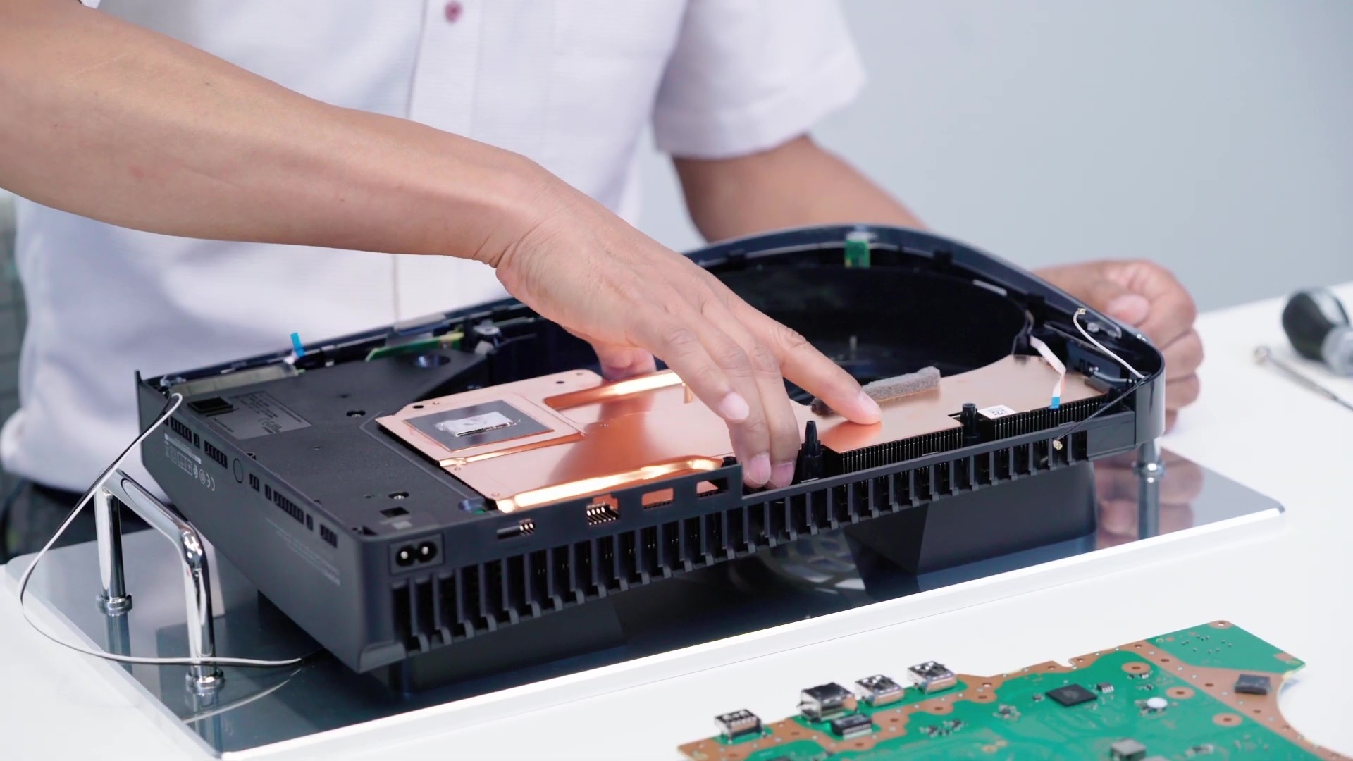 Sony PS5 Hardware Teardown 4