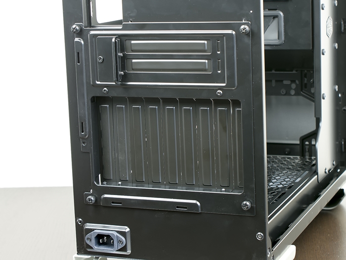 Cooler Master MasterCase SL600M 4k