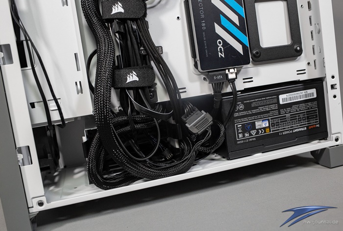 Corsair 4000X RGB 18