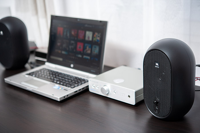 JBL One Series 104 09k
