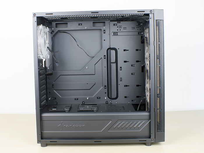 Sharkoon TG5 Pro RGB 8k