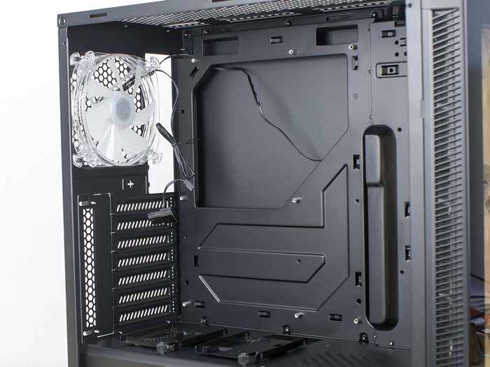 Sharkoon TG5 Pro RGB 9k