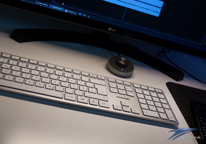 Benq Screenbar Plus lamp 09
