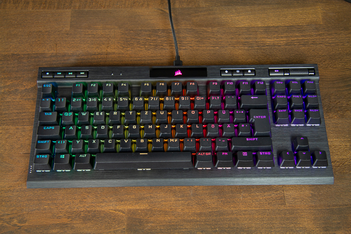 Corsair K70 RGB TKL und .Sabre RGB Pro 19