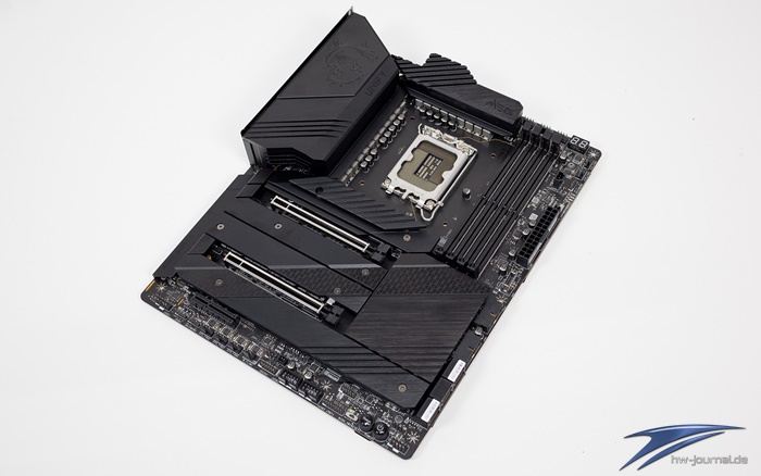 MSI MEG Z690 Unify 09