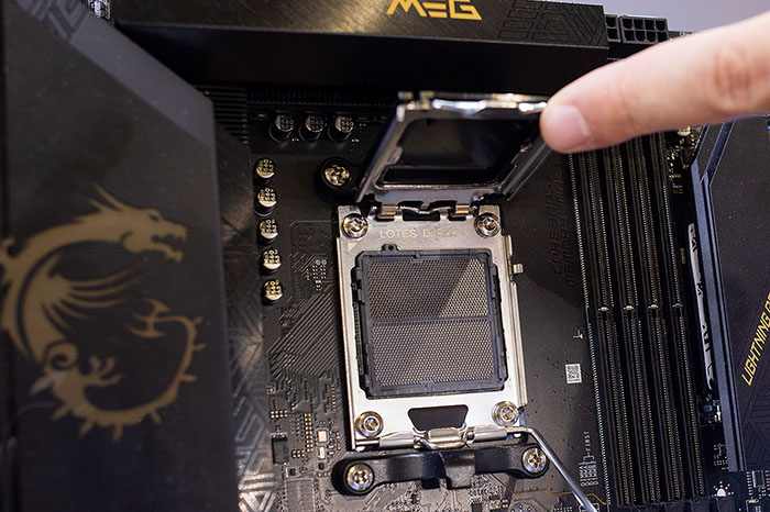 msi meg x670e ace 4k