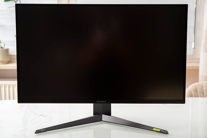 LG 32GQ950 B 1k