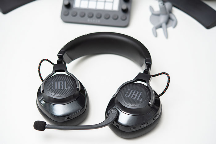 jbl quantum 610 wireless 10k