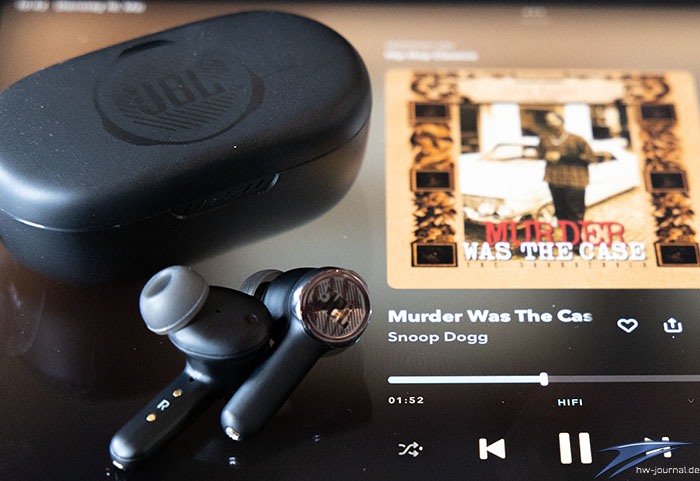 JBL Quantum tws 13 thumb