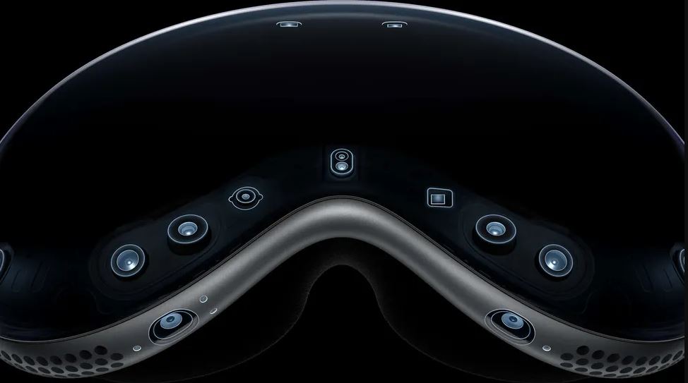 Apple Vision Pro Headset004