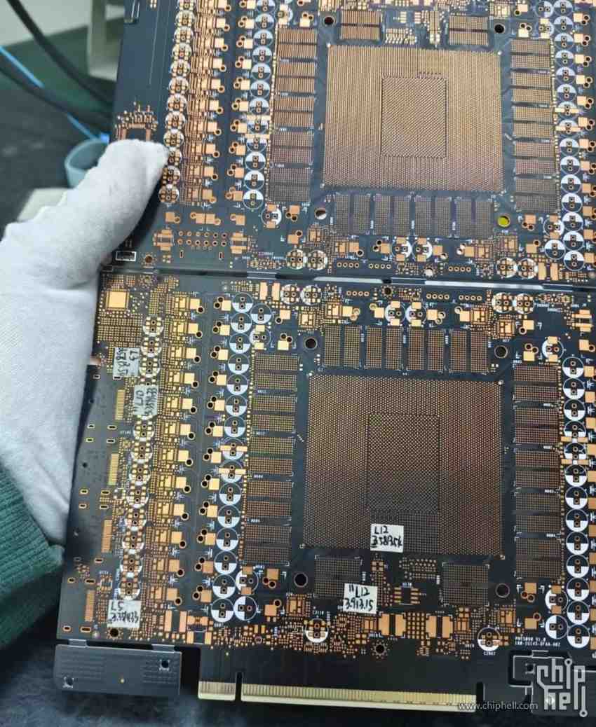RTX5090 PCB