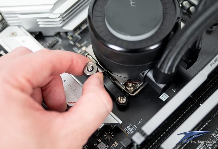 MSI CoreLiquid E360 19
