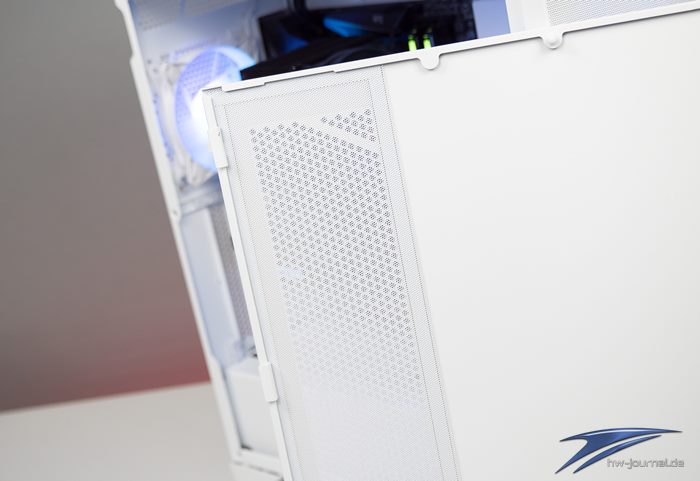 MSI Gungir 300R Airflow 28