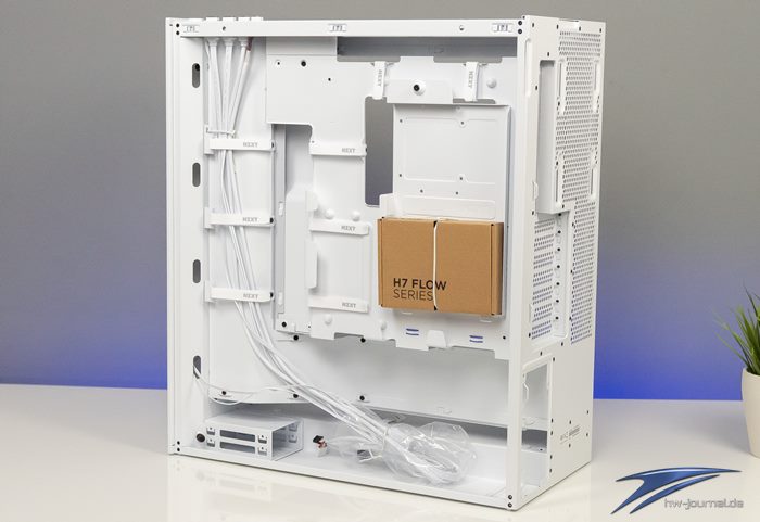 NZXT H7 Flow white Build 09