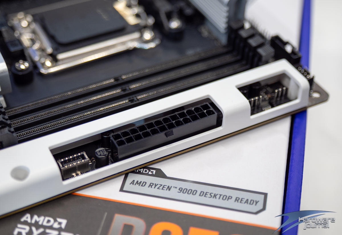 NZXT N7 B850 05