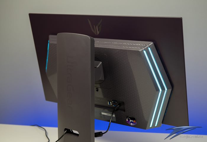 LG 27GX790A 16