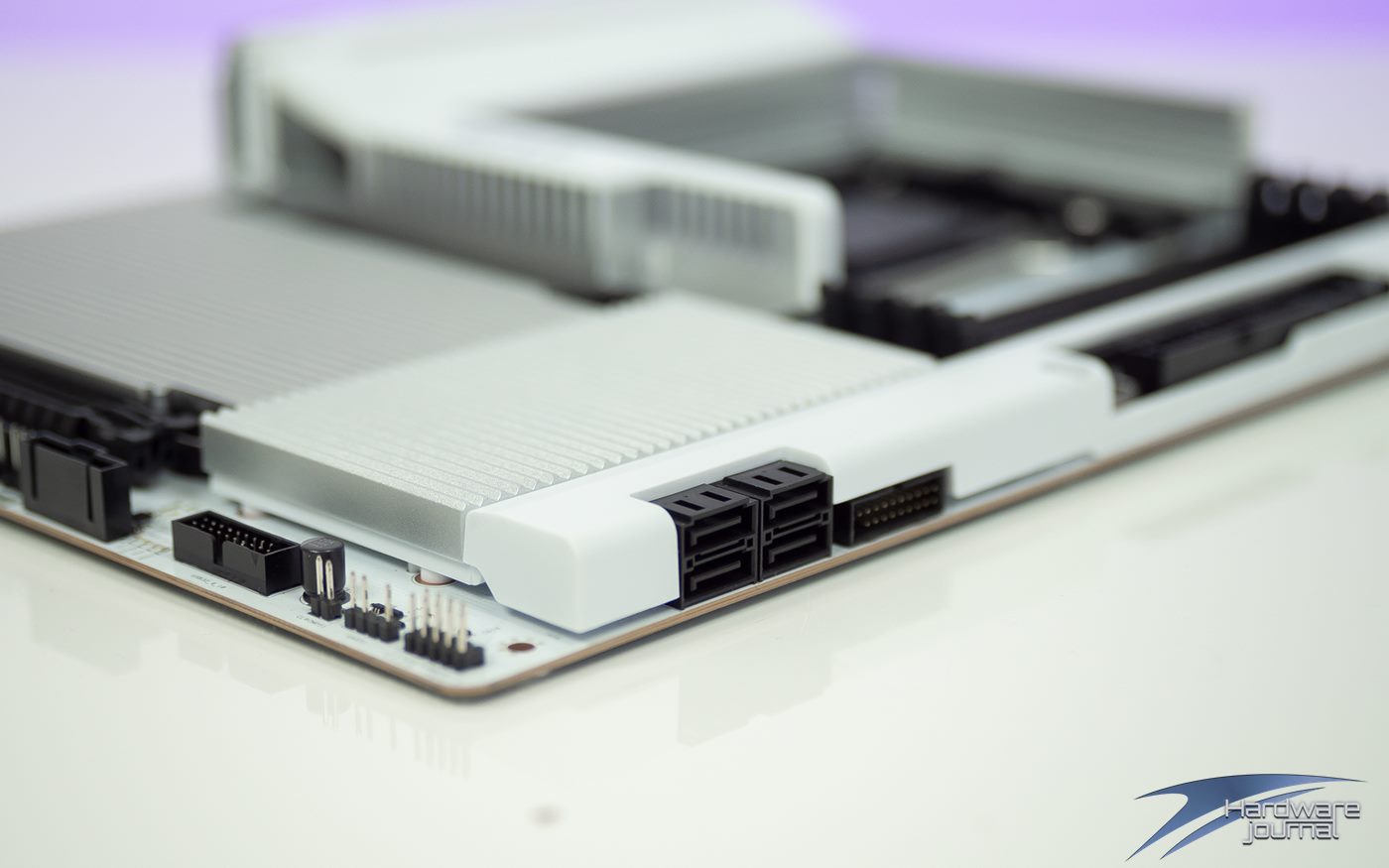 NZXT N9 X870E 03