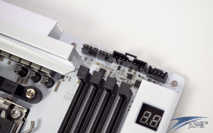 NZXT N9 X870E 05